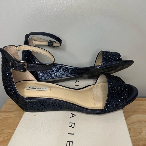 Alex Marie Black Heels with‎ Sparkly Straps - Picture 1 of 10